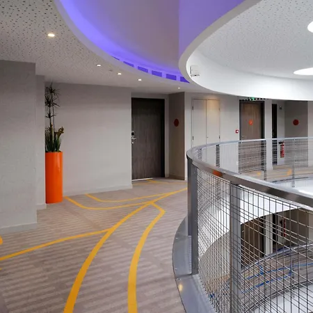 ホテル Mercure Sud 4*