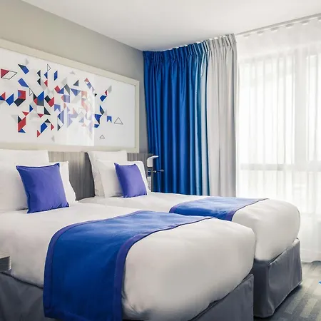 ホテル Mercure Sud 4*