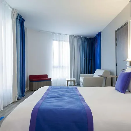 ホテル Mercure Sud 4*